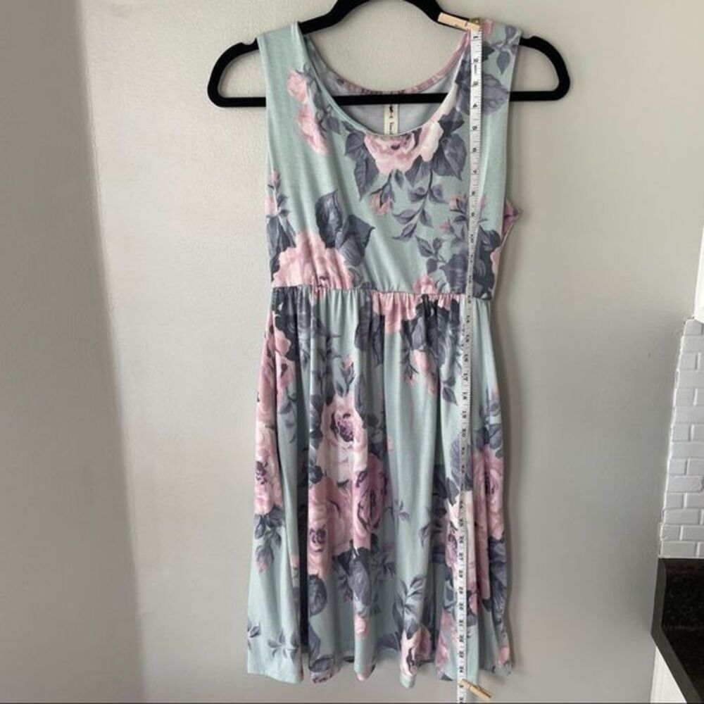 EUC, Adorable Vanilla Bay dress, Size Lg